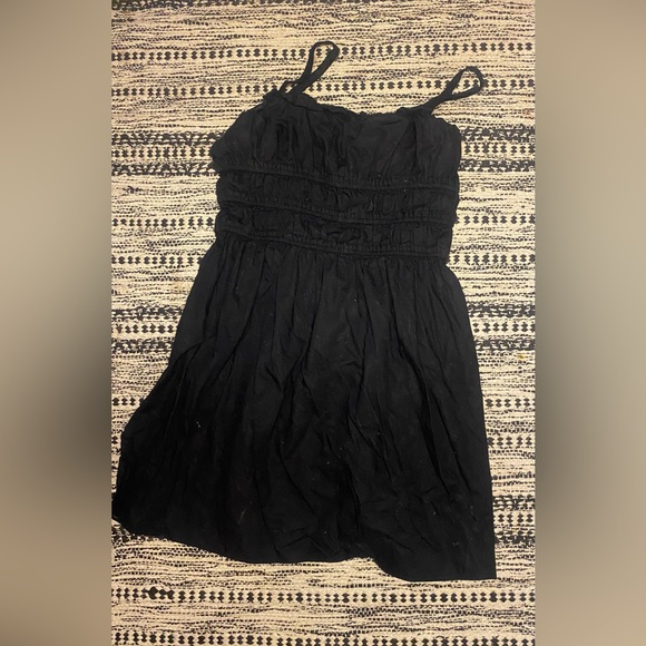 Mid-thigh length dress - Picture 1 of 2